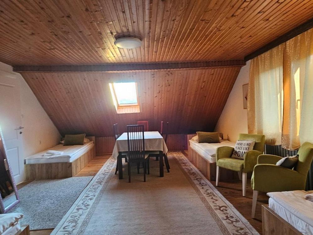 סראייבו Family Apartment With Garden מראה חיצוני תמונה